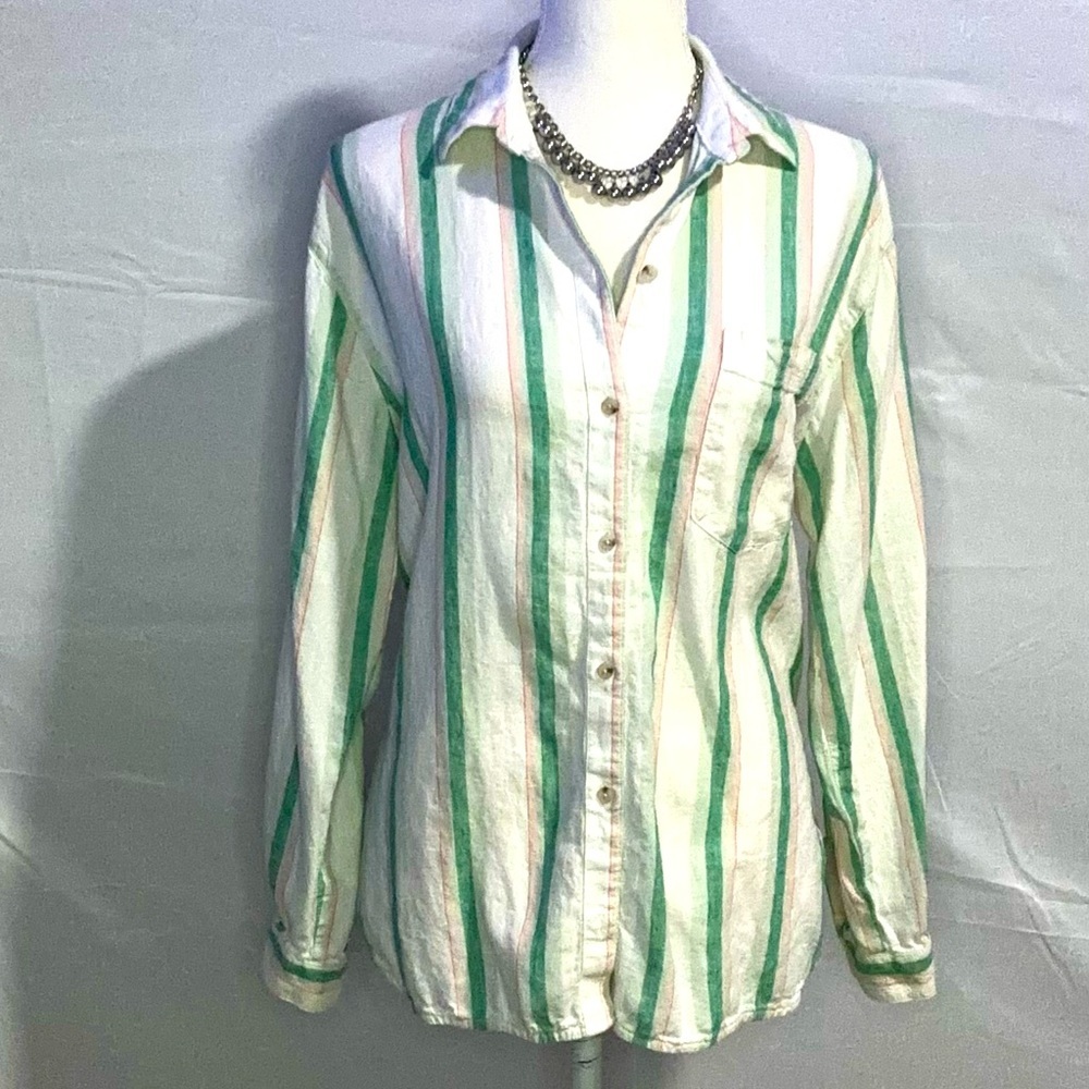 Blouses/flannels/button downs-2 for $15 or 3 for $20 (Mix & Match)